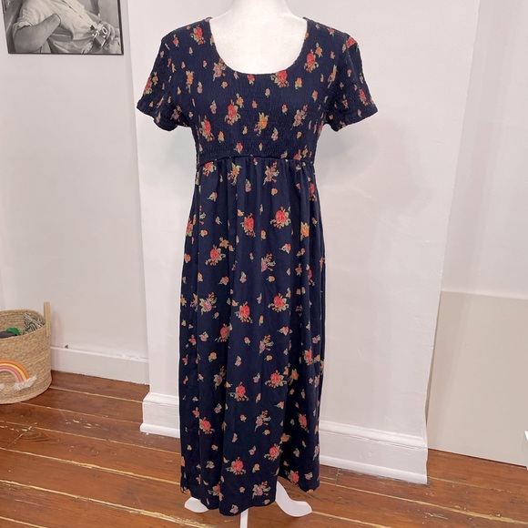 Vintage Dresses & Skirts - Vintage 90s Liz Sport Floral Maxi Dress